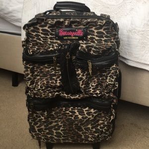betseyville luggage